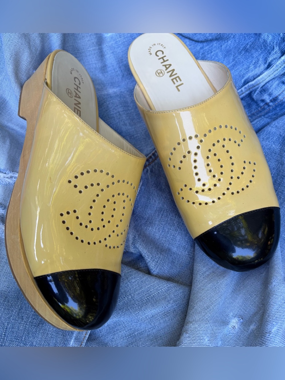 Chanel vintage 2006 patent leather classic clogs mules size 42 us 11 approx EUC